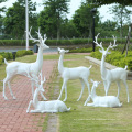 Escultura de resina de ciervos sika